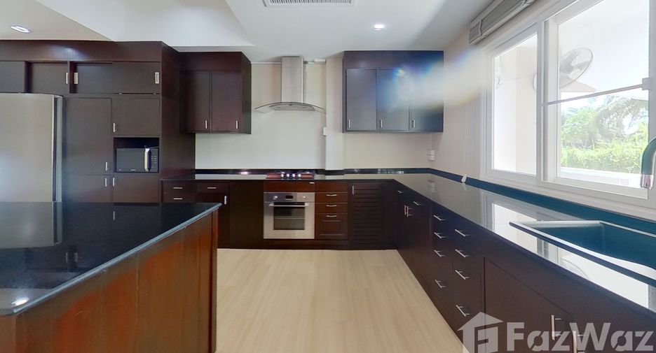 For sale 4 bedrooms house in Hang Dong, Chiang Mai