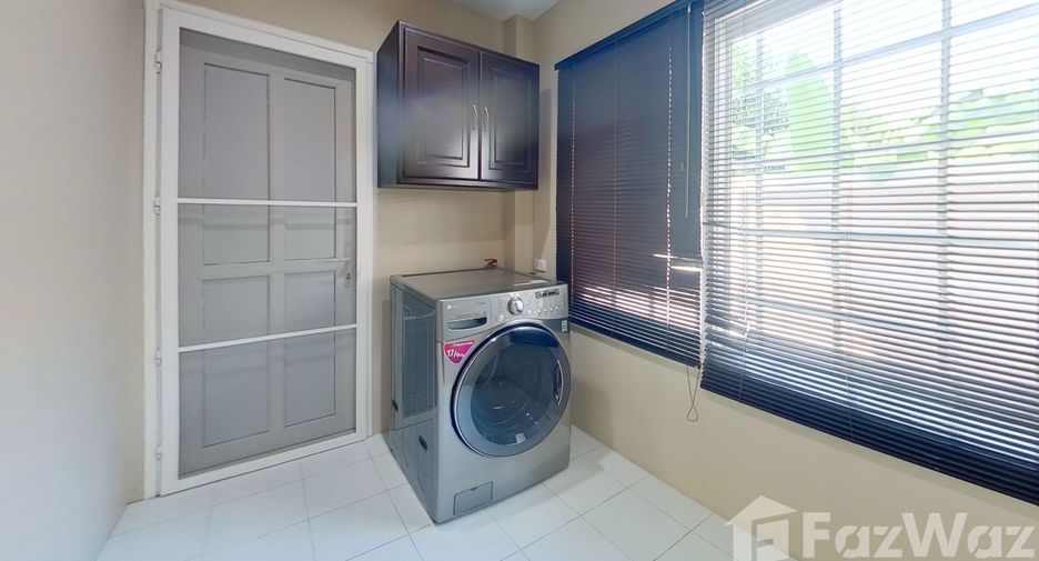 For sale 4 bedrooms house in Hang Dong, Chiang Mai