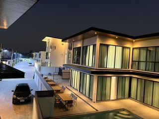 À vendre 6 chambres villa à Bang Lamung, Chonburi