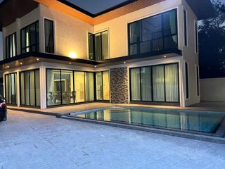 For sale 6 bedrooms villa in Bang Lamung, Chonburi