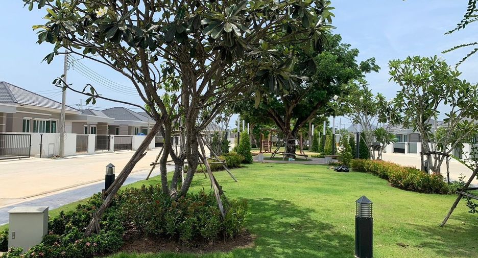 For rent 2 bedrooms townhouse in Hua Hin, Prachuap Khiri Khan