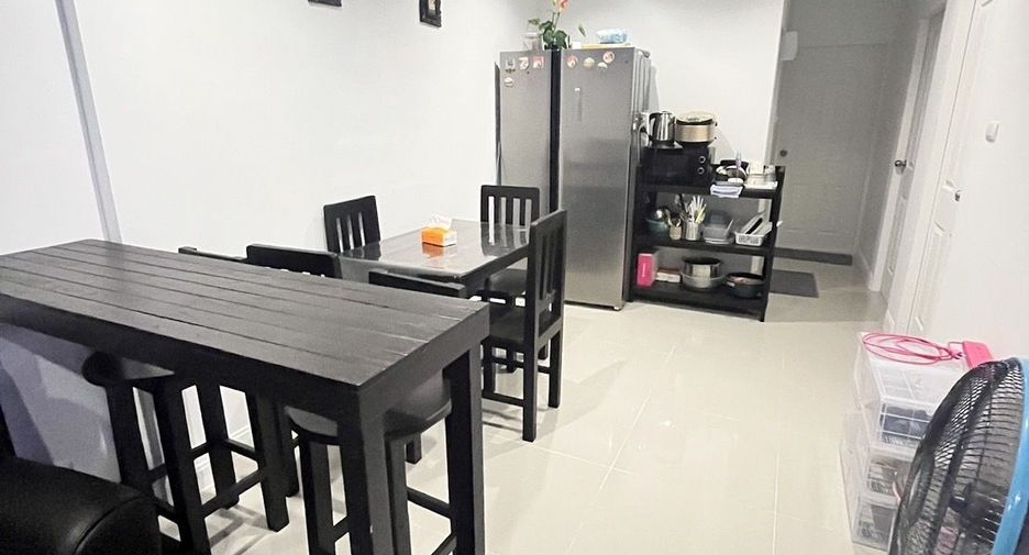 For rent 2 bedrooms townhouse in Hua Hin, Prachuap Khiri Khan