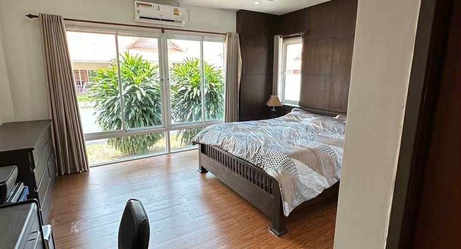 À vendre 5 chambres villa à Bang Lamung, Chonburi