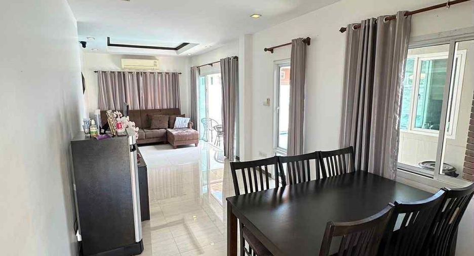 À vendre 5 chambres villa à Bang Lamung, Chonburi