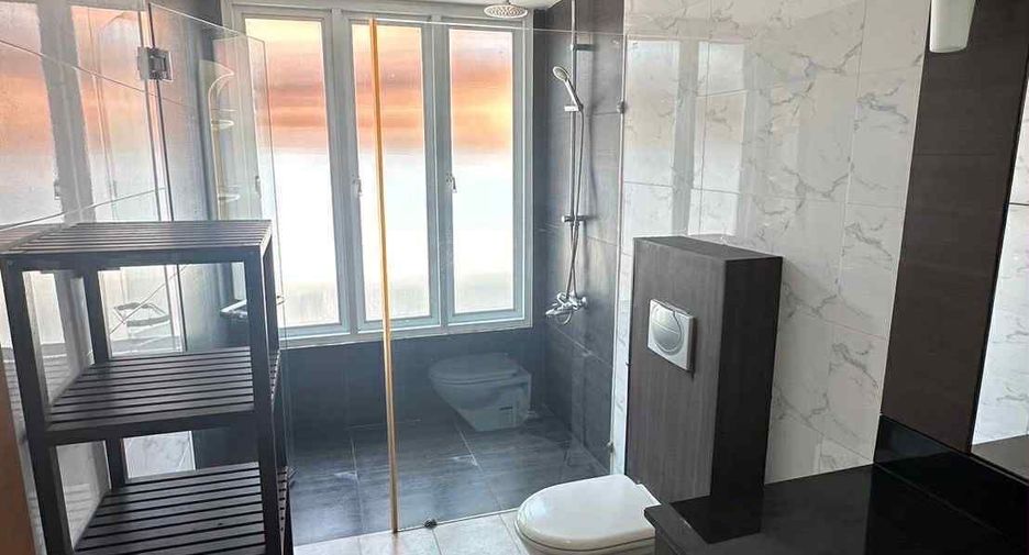 À vendre 5 chambres villa à Bang Lamung, Chonburi