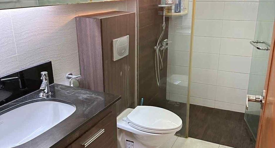 À vendre 5 chambres villa à Bang Lamung, Chonburi