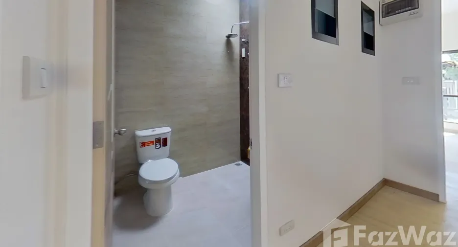 For sale 2 bedrooms townhouse in San Kamphaeng, Chiang Mai