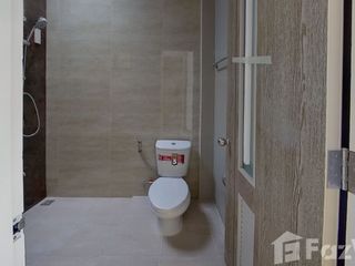 Продажа 2 спальни таунхаус в Сан Кампаенг, Чианг Маи
