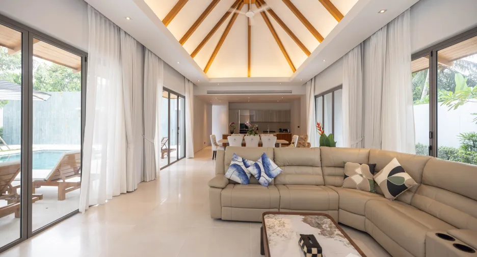 À louer 4 chambres villa à Thalang, Phuket