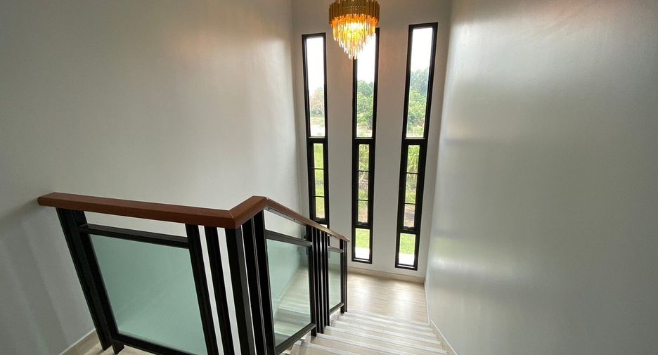 For sale 7 bedrooms villa in Cha Am, Phetchaburi