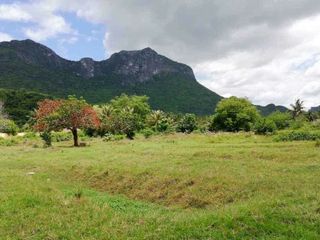 Terreno en venta en Sam Roi Yot, Prachuap Khiri Khan
