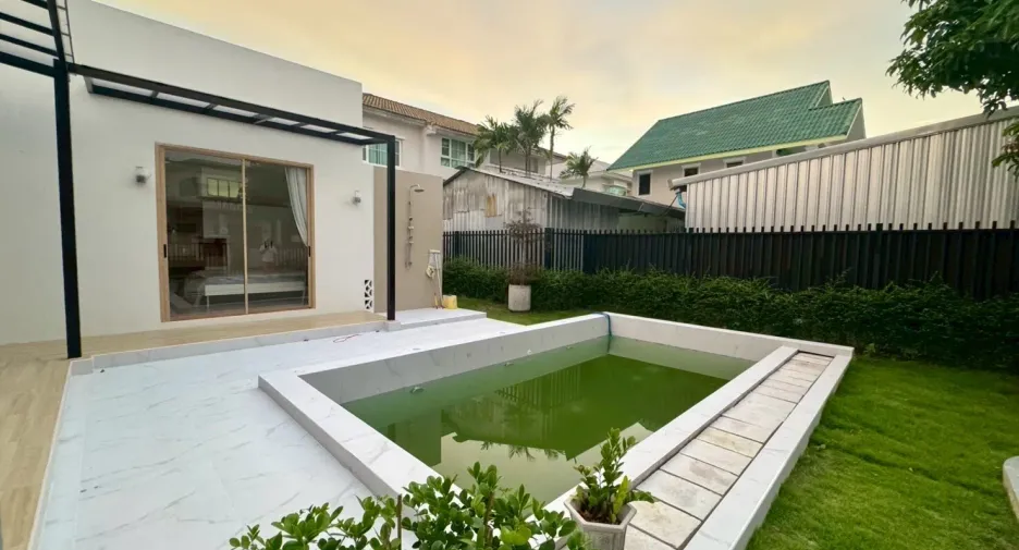 À louer 2 chambres villa à Mueang Phuket, Phuket