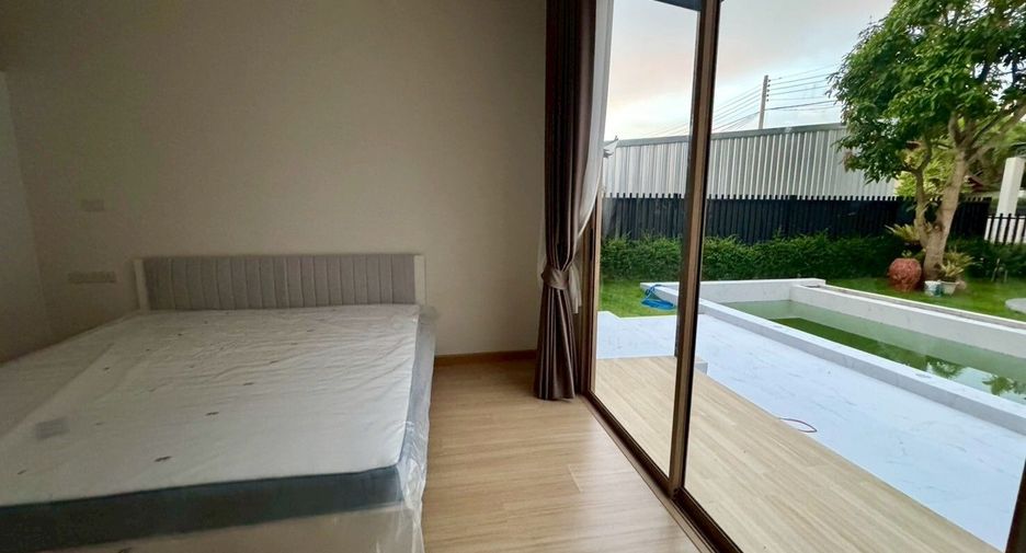 For rent 2 bedrooms villa in Mueang Phuket, Phuket