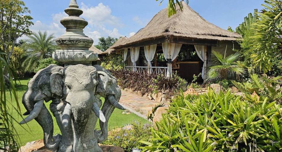 Villa zum Kauf mit 4 Zimmer in Pran Buri, Prachuap Khiri Khan
