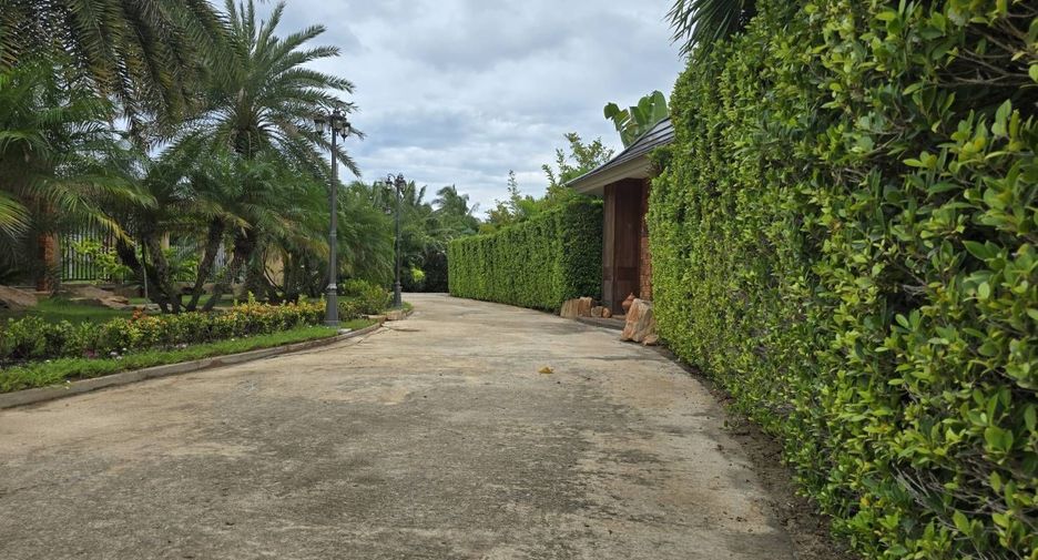 Villa zum Kauf mit 4 Zimmer in Pran Buri, Prachuap Khiri Khan