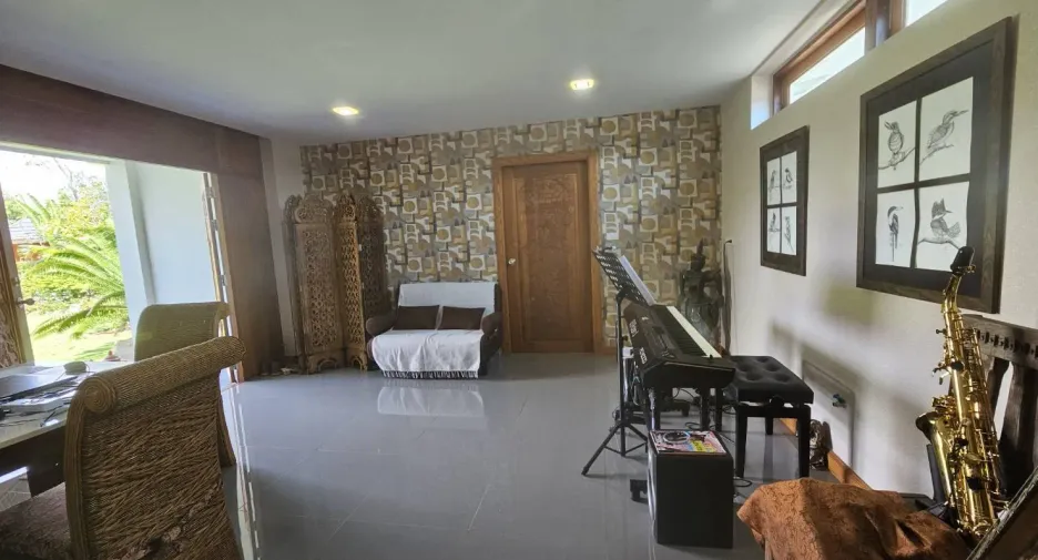 For sale 4 bedrooms villa in Pran Buri, Prachuap Khiri Khan