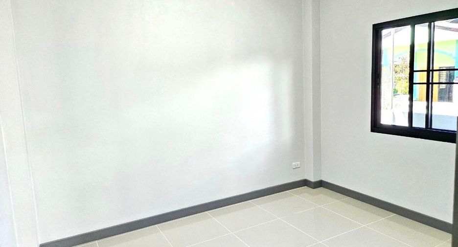 For sale 2 bedrooms house in Saraphi, Chiang Mai