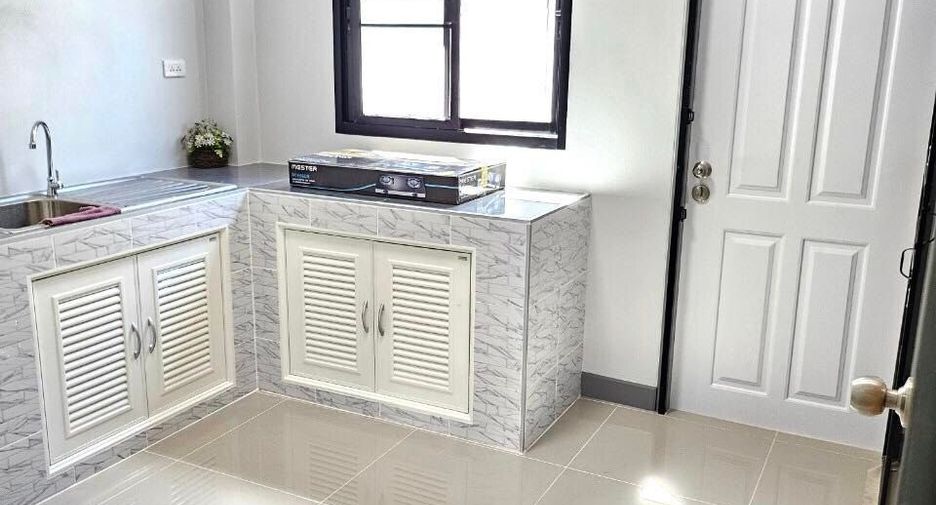 For sale 2 bedrooms house in Saraphi, Chiang Mai