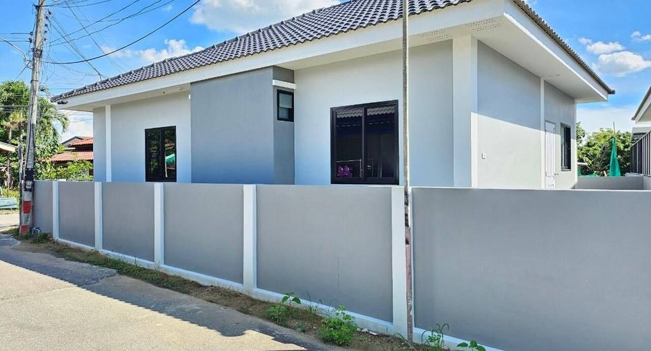 For sale 2 bedrooms house in Saraphi, Chiang Mai