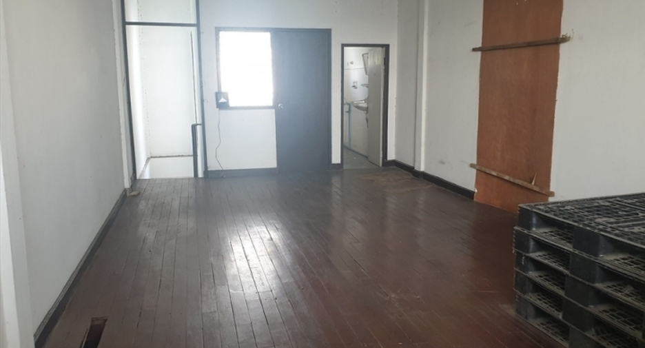 For sale retail Space in Khan Na Yao, Bangkok