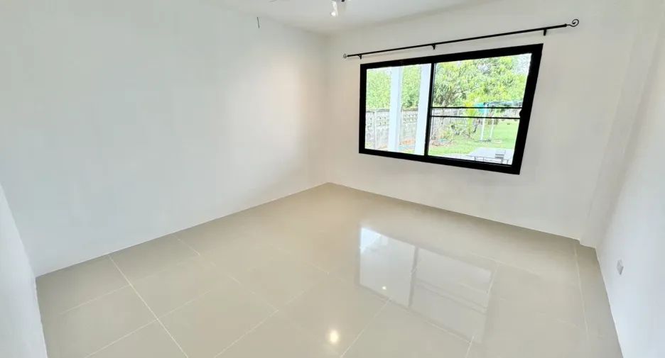 ขาย และ ให้เช่า 4 ห้องนอน บ้านเดี่ยว ใน เมืองอุดรธานี, อุดรธานี