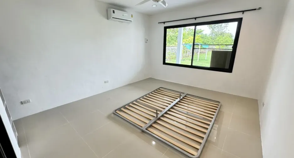 ขาย และ ให้เช่า 4 ห้องนอน บ้านเดี่ยว ใน เมืองอุดรธานี, อุดรธานี