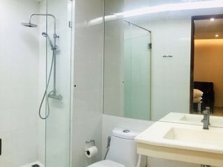 Продажа 1 кровать кондо в Дин Даенг, Бангкок