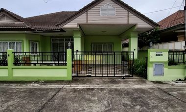 À vendre et à louer 3 chambres maison à Bang Lamung, Chonburi