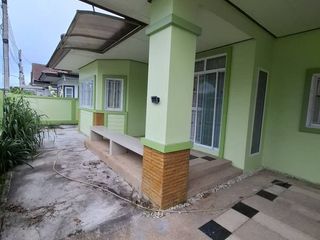 À vendre et à louer 3 chambres maison à Bang Lamung, Chonburi