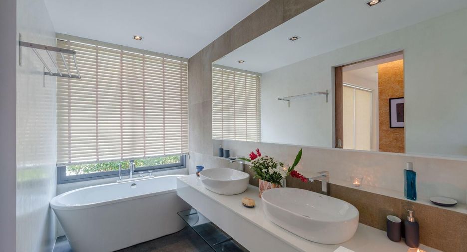 For rent 5 bedrooms villa in Thalang, Phuket