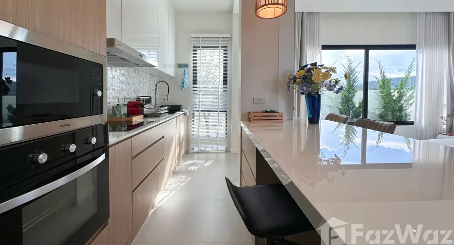 For sale and for rent 4 bedrooms villa in Hua Hin, Prachuap Khiri Khan