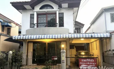 Аренда 3 спальни таунхаус в Khlong Luang, Патумтани