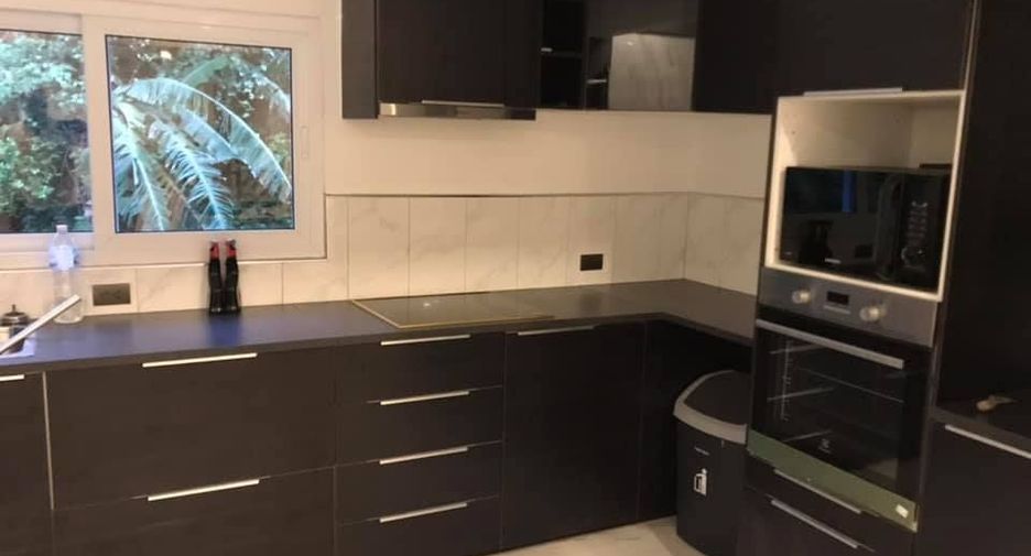Casa adosada en venta de 4 habitaciones en Kathu, Phuket