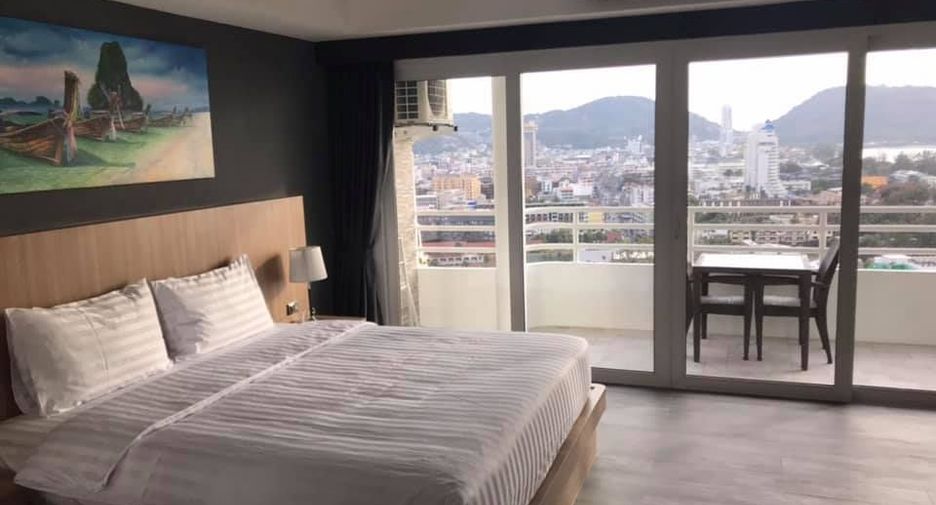 Casa adosada en venta de 4 habitaciones en Kathu, Phuket