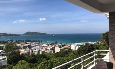 Casa adosada en venta de 4 habitaciones en Kathu, Phuket