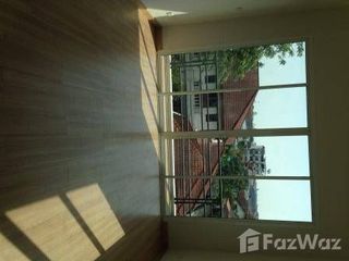 For sale 3 bedrooms townhouse in Mueang Samut Prakan, Samut Prakan