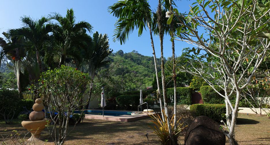 For rent 4 bedrooms villa in Thalang, Phuket