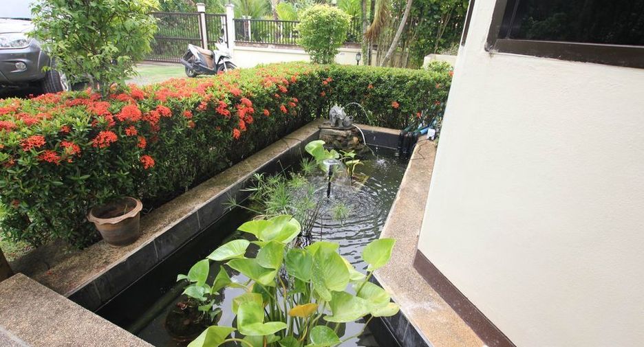 For rent 4 bedrooms villa in Thalang, Phuket