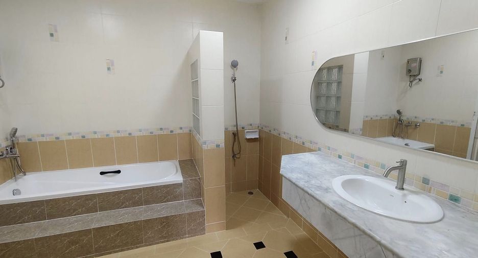 For sale and for rent 3 bedrooms house in Mueang Nonthaburi, Nonthaburi