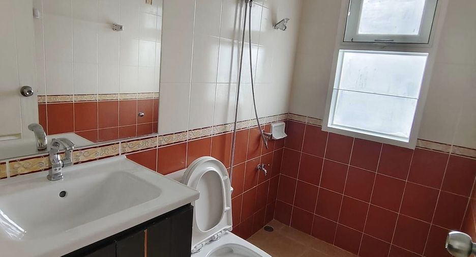 For sale and for rent 3 bedrooms house in Mueang Nonthaburi, Nonthaburi