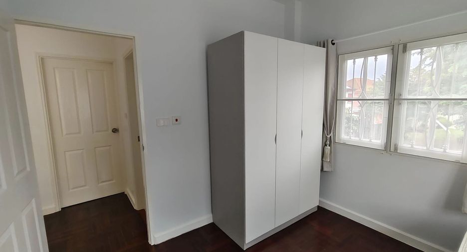 For sale and for rent 3 bedrooms house in Mueang Nonthaburi, Nonthaburi