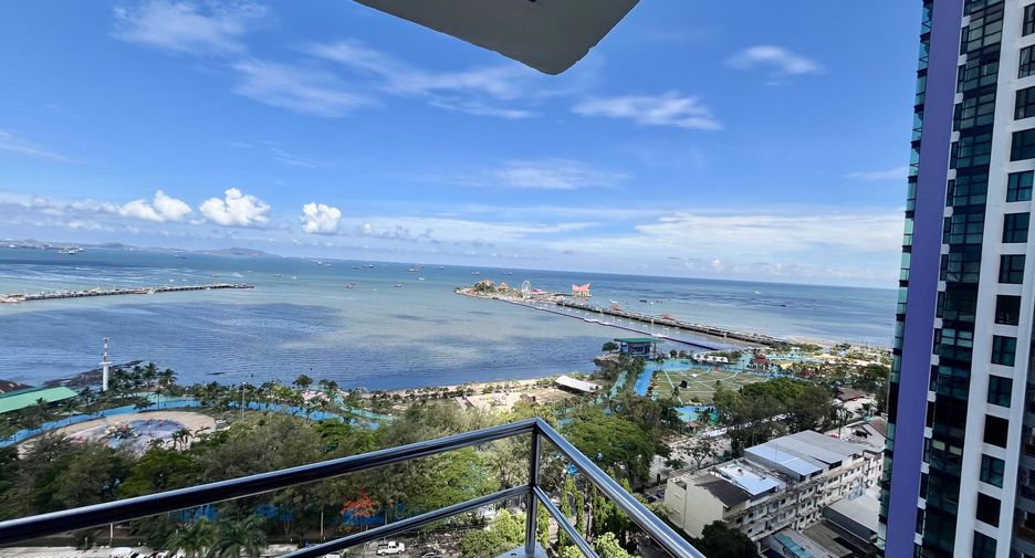 For rent 2 bedrooms condo in Si Racha, Chonburi