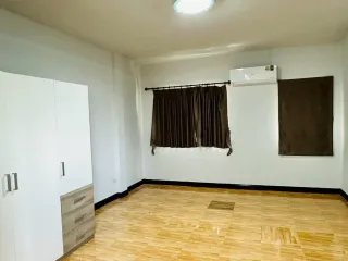 For sale and for rent 3 bedrooms house in Khan Na Yao, Bangkok