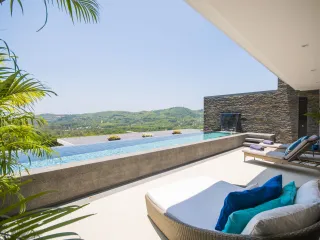 For sale and for rent 3 bedrooms condo in Thalang, Phuket
