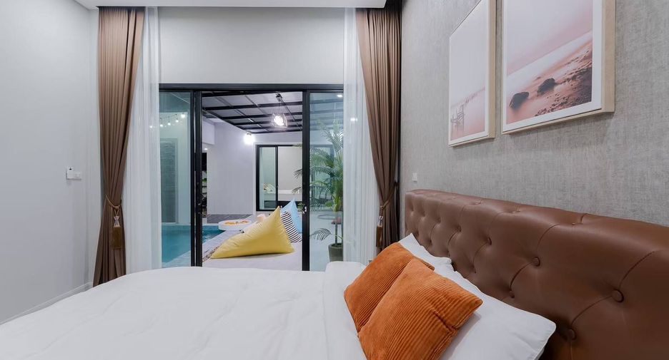 For rent 4 bedrooms villa in Hua Hin, Prachuap Khiri Khan