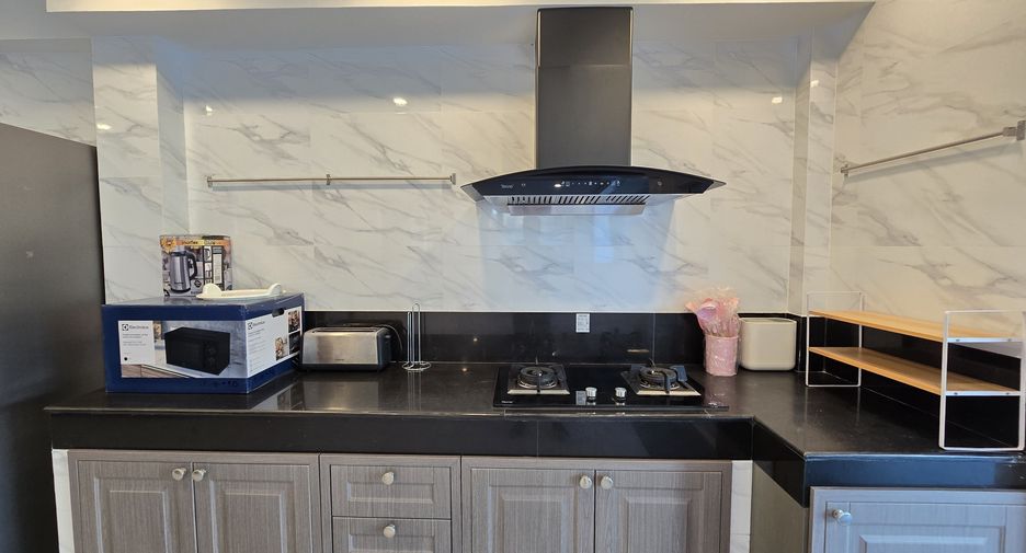 For rent 3 bedrooms townhouse in Mueang Phuket, Phuket