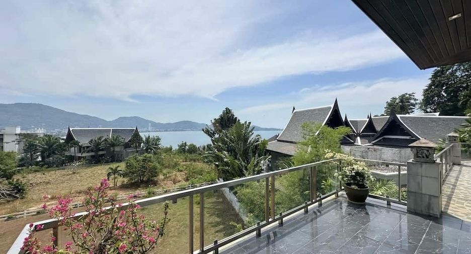 For sale 4 bedrooms villa in Kathu, Phuket