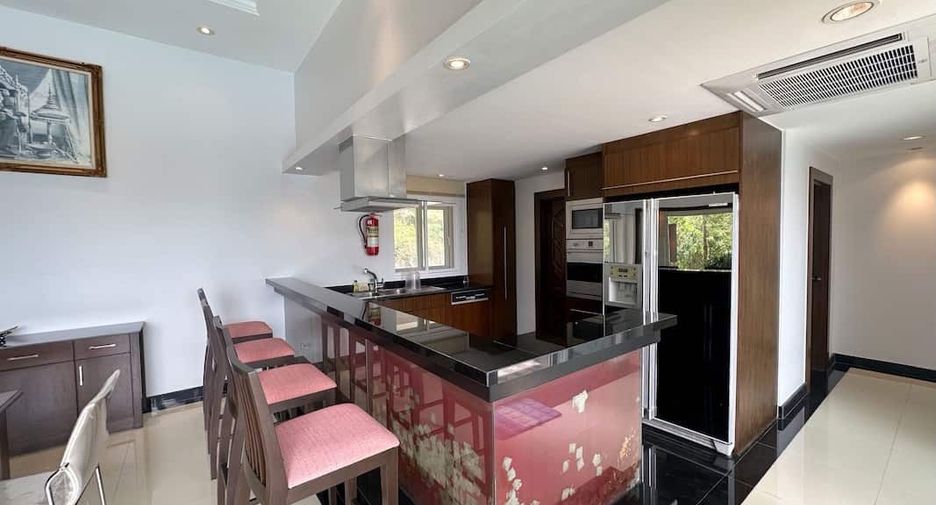 For sale 4 bedrooms villa in Kathu, Phuket
