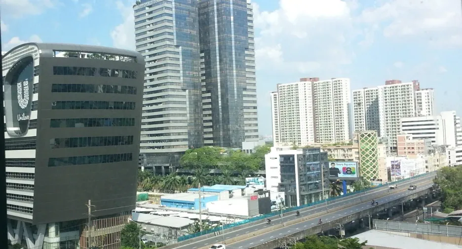 Wohnung zum Kauf und zur Miete mit 1 Zimmer in Huai Khwang, Bangkok