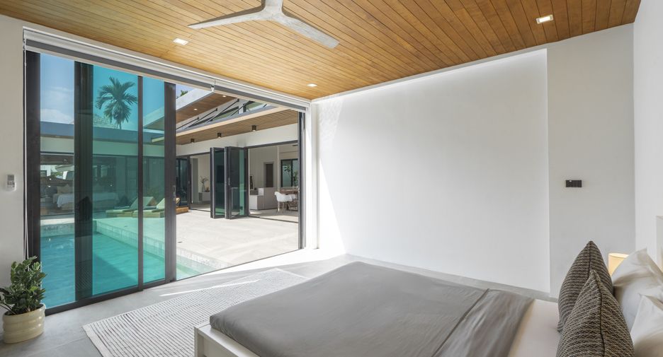For sale and for rent 4 bedrooms villa in Thalang, Phuket